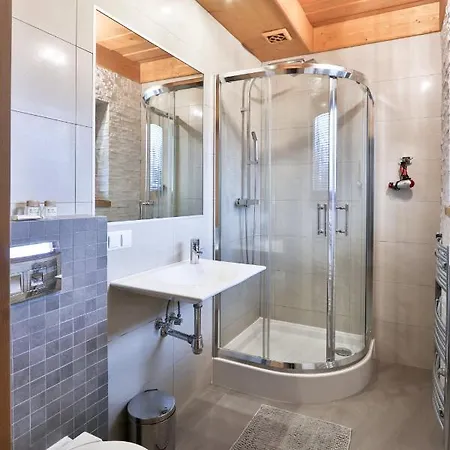 Apartamento Na Równi *